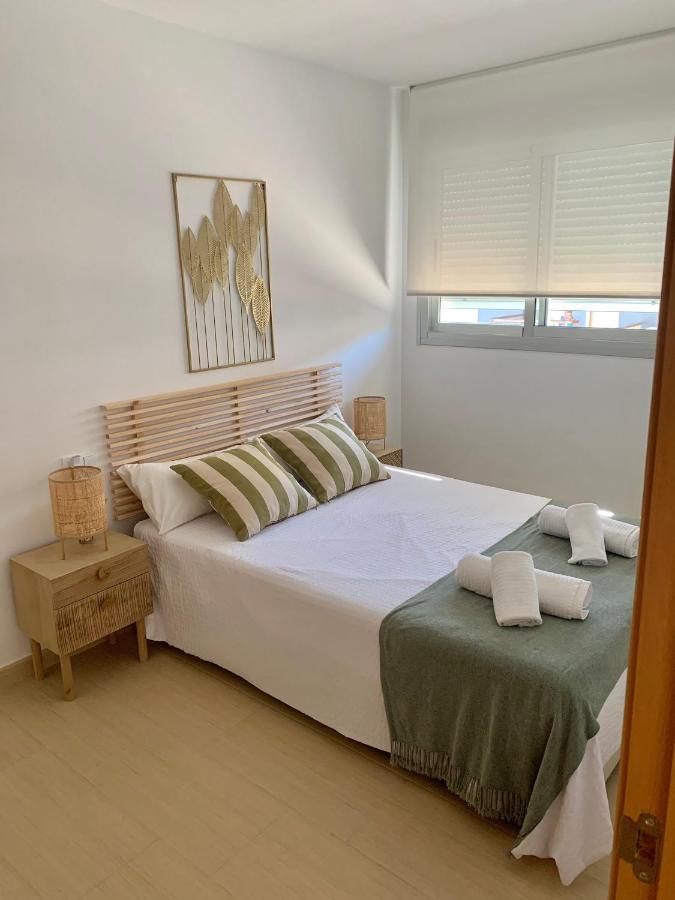 Precioso Apartamento Primera Linea De Playa 아길라스 외부 사진